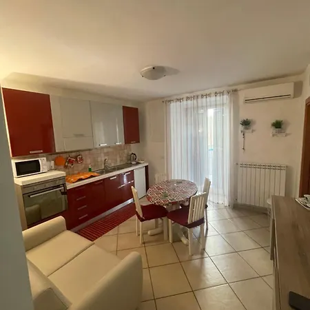 Annarella Apartment *